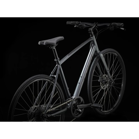 Un VTC très léger en taille XS : le TREK FX 2 en stock chez NATURAVÉLO Grenoble
