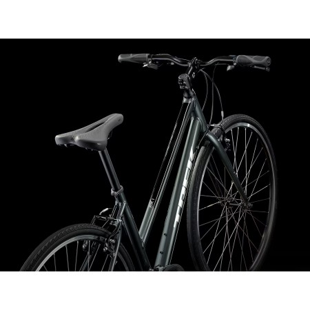 Le VTC parfait pour tous les jours : le TREK FX 1 en stock chez NATURAVÉLO Grenoble