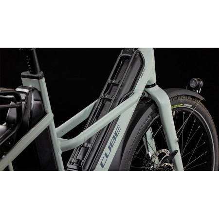 Longtail CUBE Sport Hybrid 725 Wh : venez l'essayer chez NATURAVÉLO Grenoble, spécialiste du vélo cargo